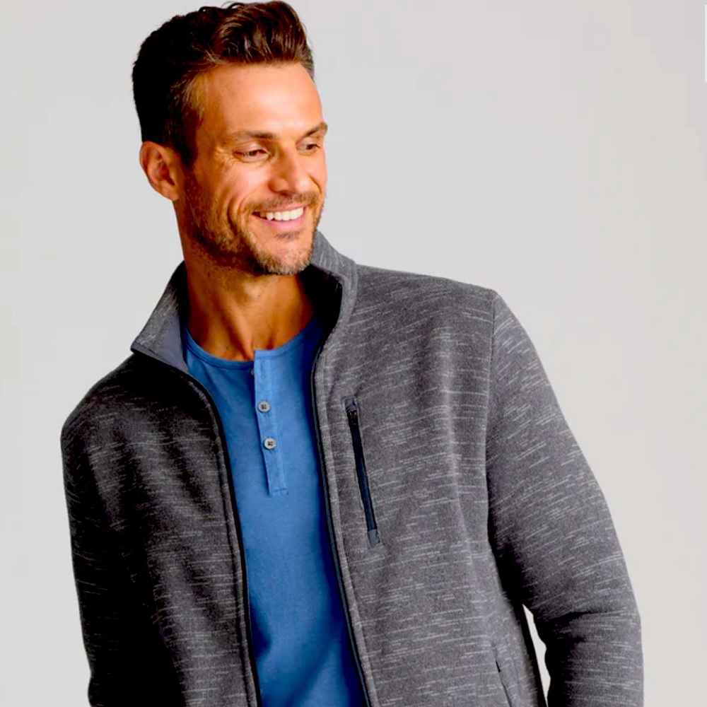 Untuck it men’s zip up jacket , like new !